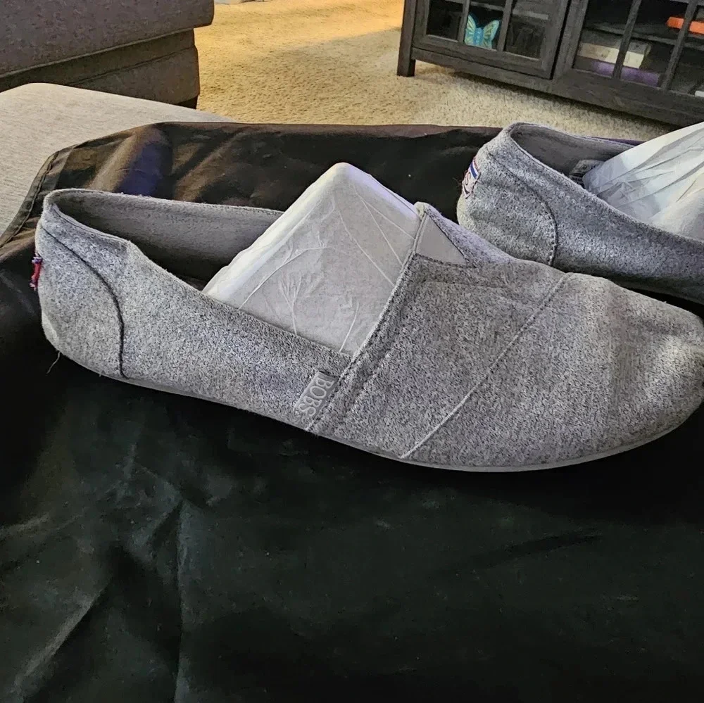 Bobs by Sketchers Silver shoes - Picture 5 of 8